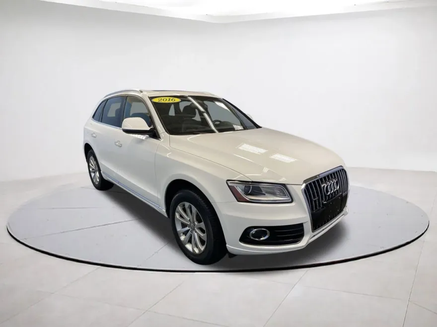 2016 Audi Q5 Premium 2.0T Plus photo 1