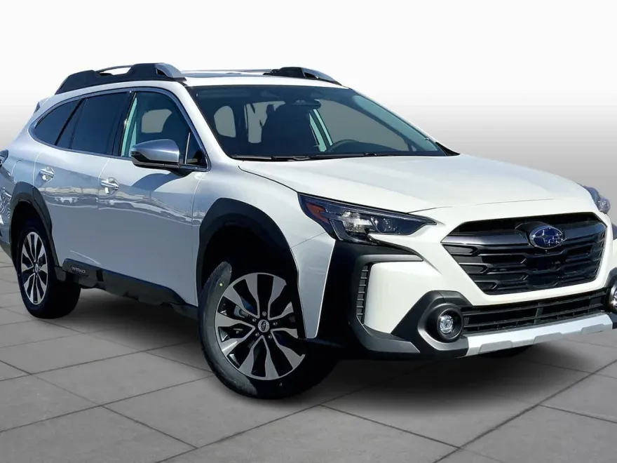 2025 Subaru Outback Touring XT photo 1
