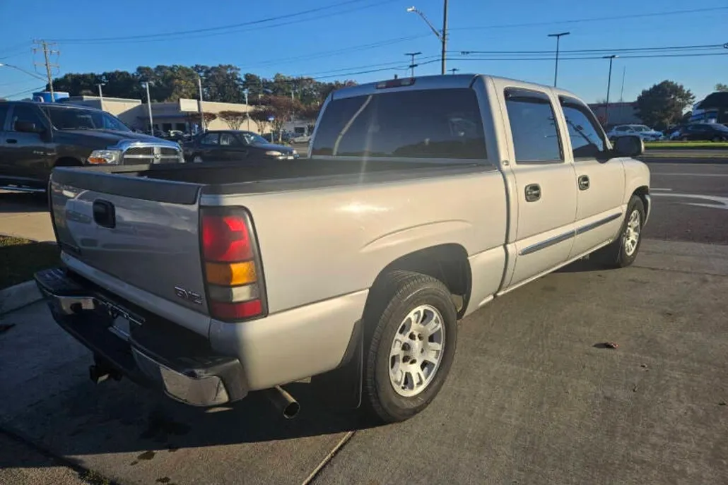 2005 Gmc Sierra 1500 SLT photo 1