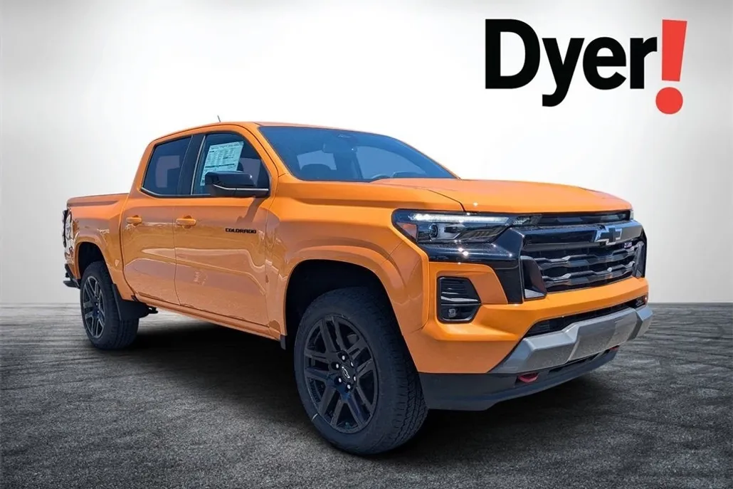 2025 Chevrolet Colorado Z71 photo 1