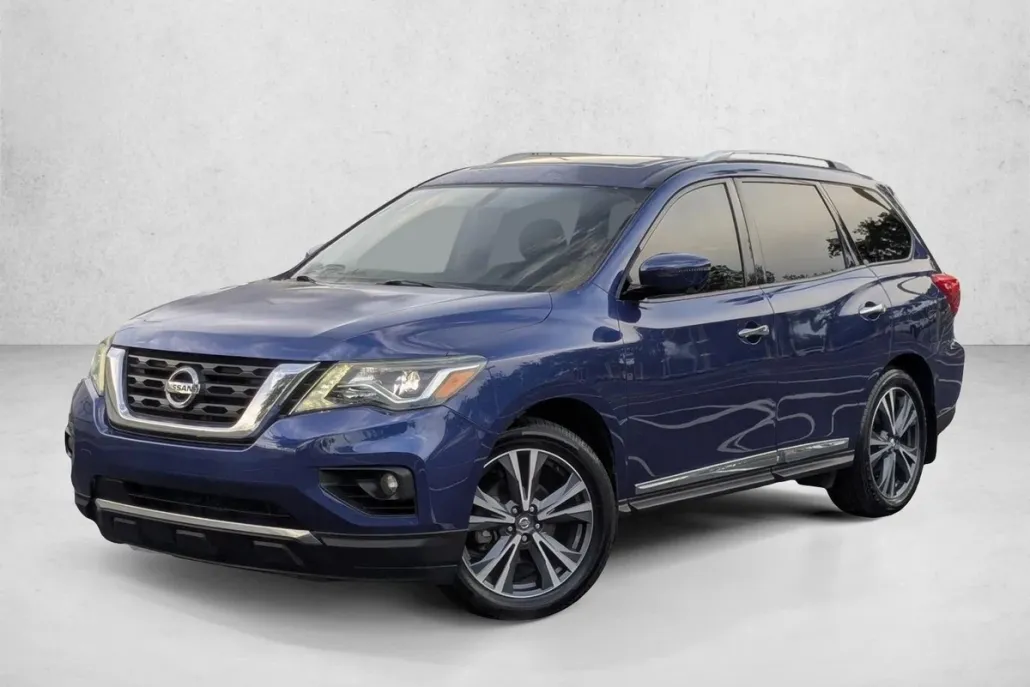 2019 Nissan Pathfinder Platinum photo 1