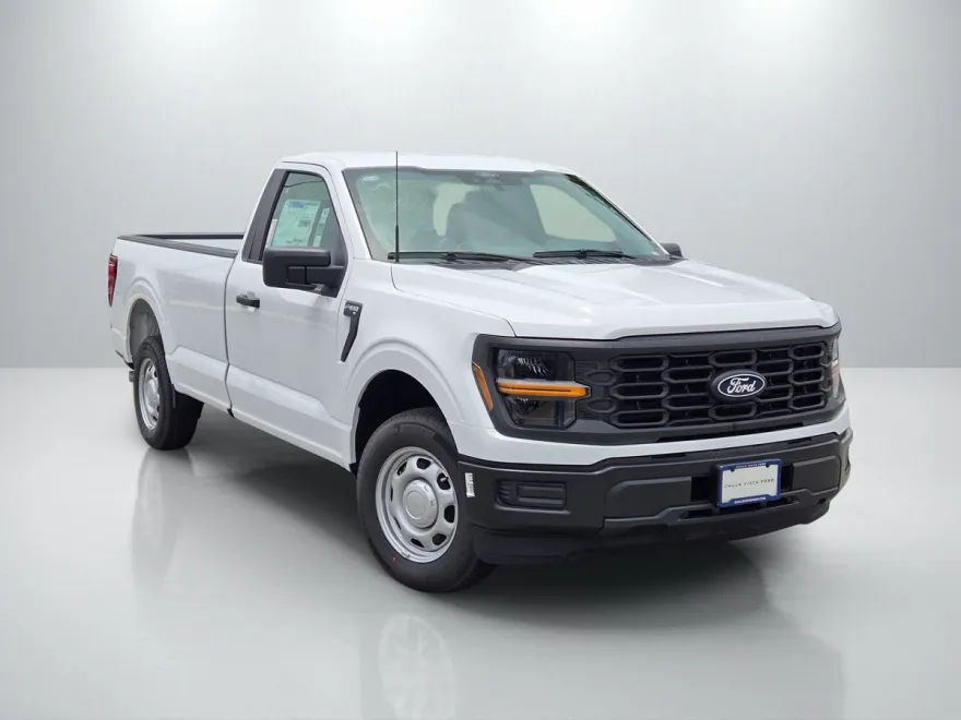 2025 Ford F-150 XL photo 1