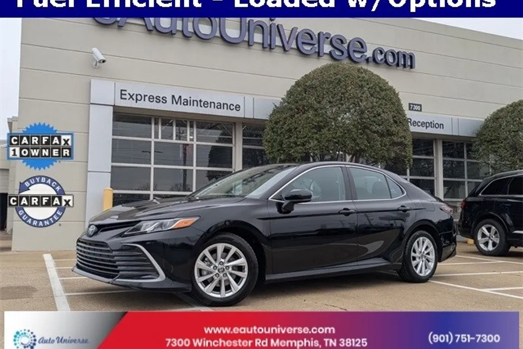 2024 Toyota Camry LE photo 1