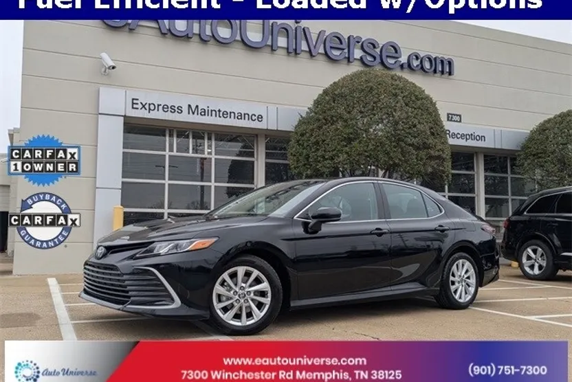 2024 Toyota Camry LE photo 1