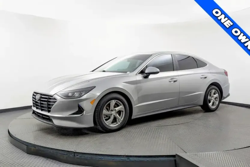 2021 Hyundai Sonata SE photo 1
