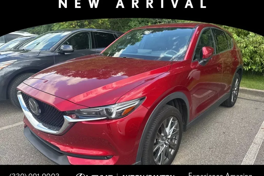 2021 Mazda CX-5 Signature photo 1