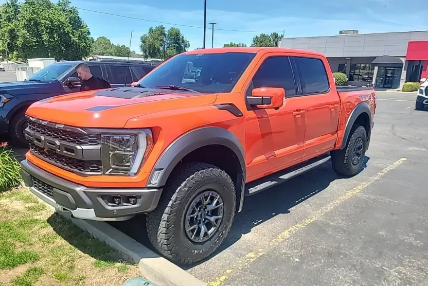 2021 Ford F-150 Raptor photo 1