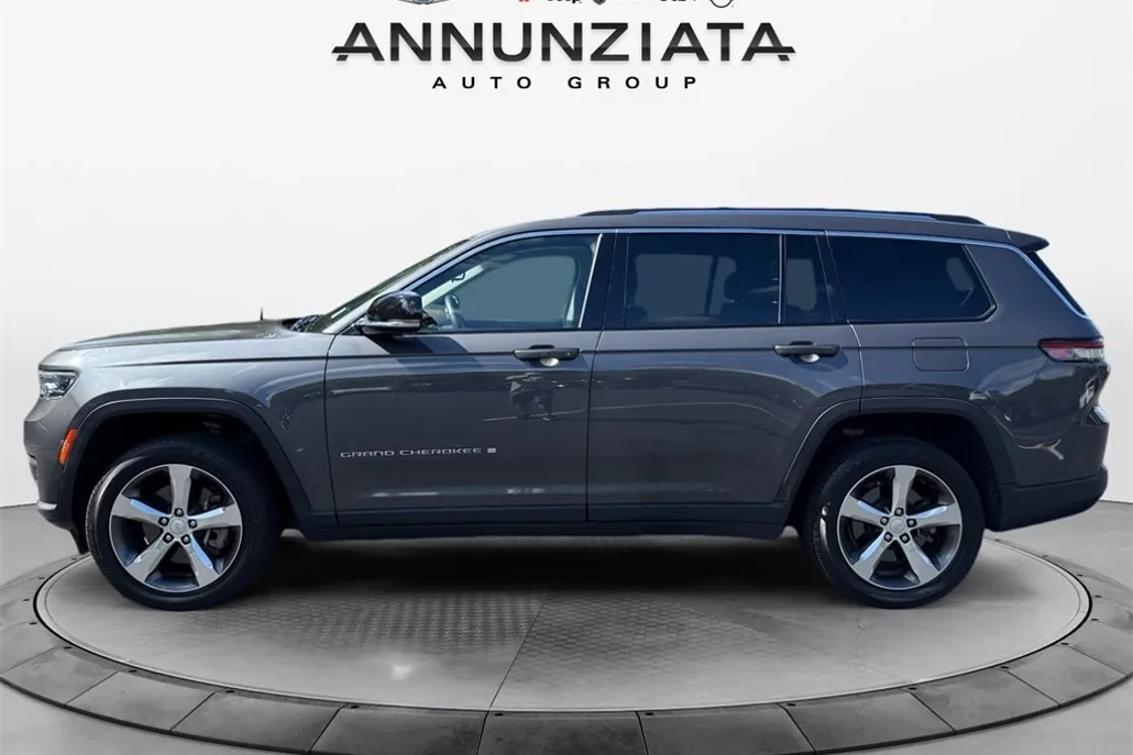 2021 Jeep Grand Cherokee Limited photo 1