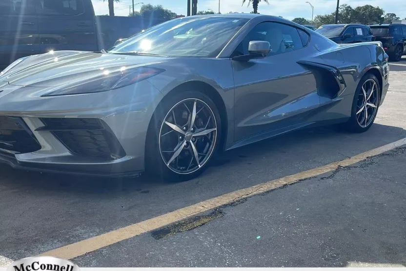 2022 Chevrolet Corvette Stingray 2LT photo 1