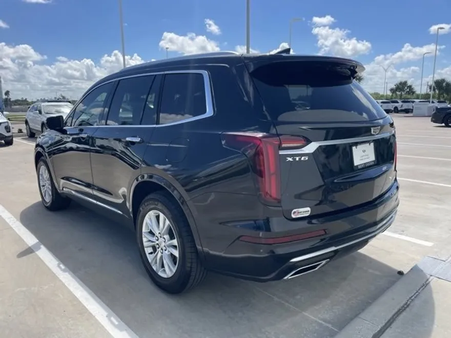 2024 Cadillac XT6 Luxury photo 1