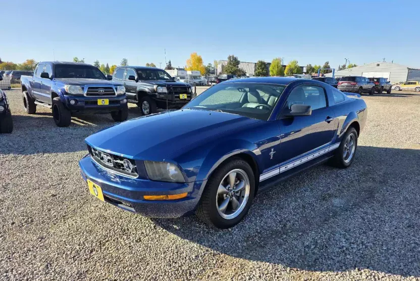 2006 Ford Mustang Premium photo 1
