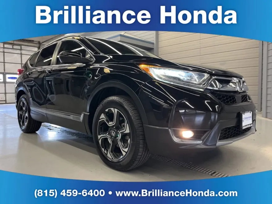 2017 Honda CR-V Touring photo 1