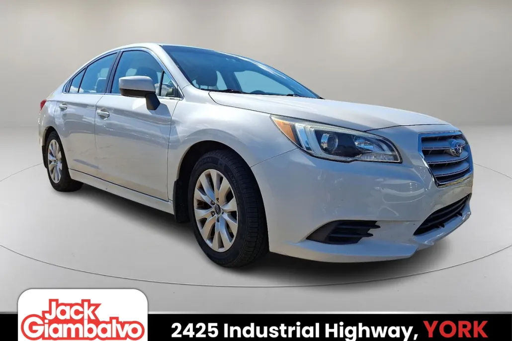 2015 Subaru Legacy 2.5i Premium photo 1