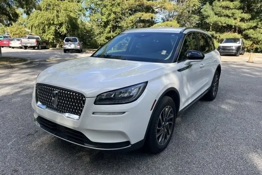 2020 Lincoln Corsair Standard photo 1