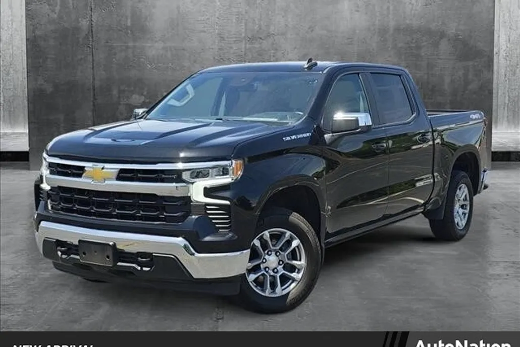 2022 Chevrolet Silverado 1500 LT photo 1