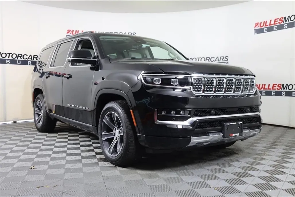 2024 Jeep Grand Wagoneer photo 1