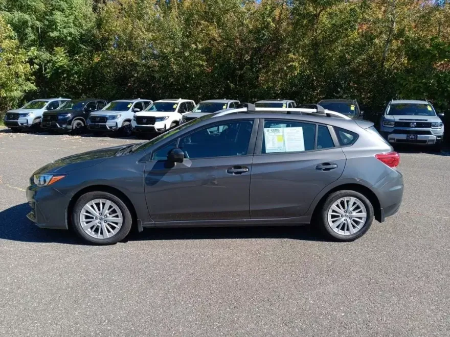 2018 Subaru Impreza 2.0i Premium photo 1