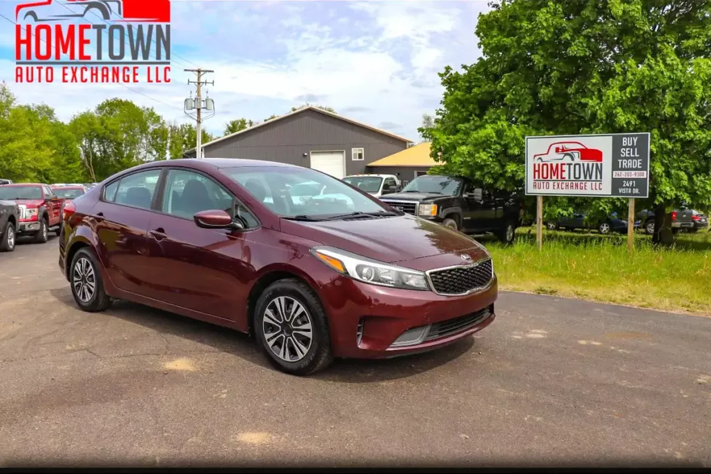 2017 Kia Forte LX Base photo 1