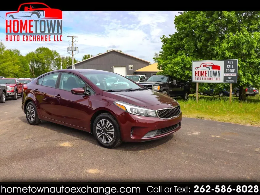 2017 Kia Forte LX Base photo 1