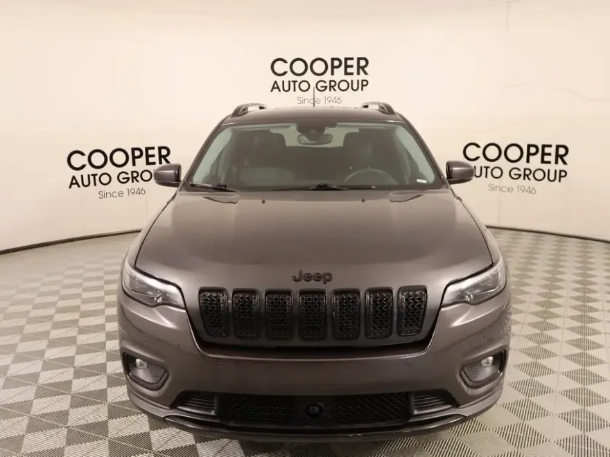 2023 Jeep Cherokee Altitude photo 1