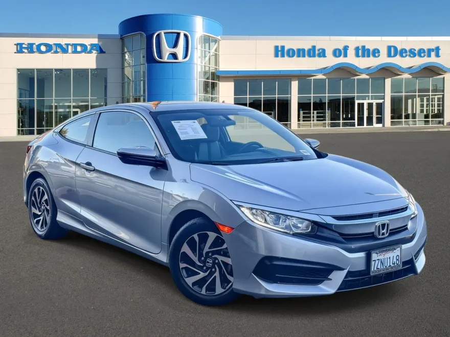 2017 Honda Civic photo 1