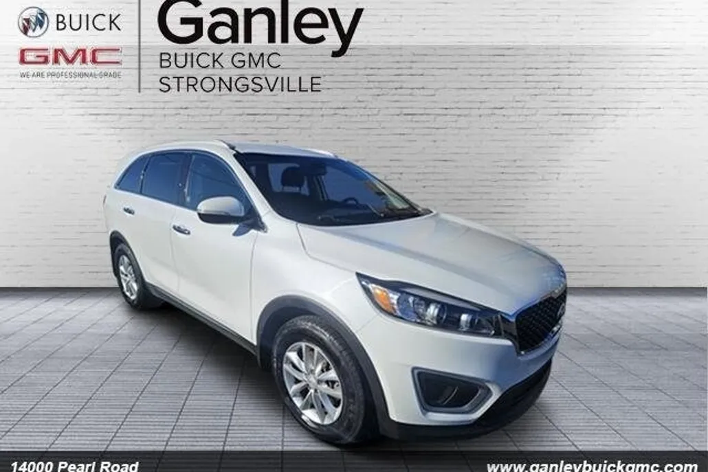 2018 Kia Sorento LX photo 1
