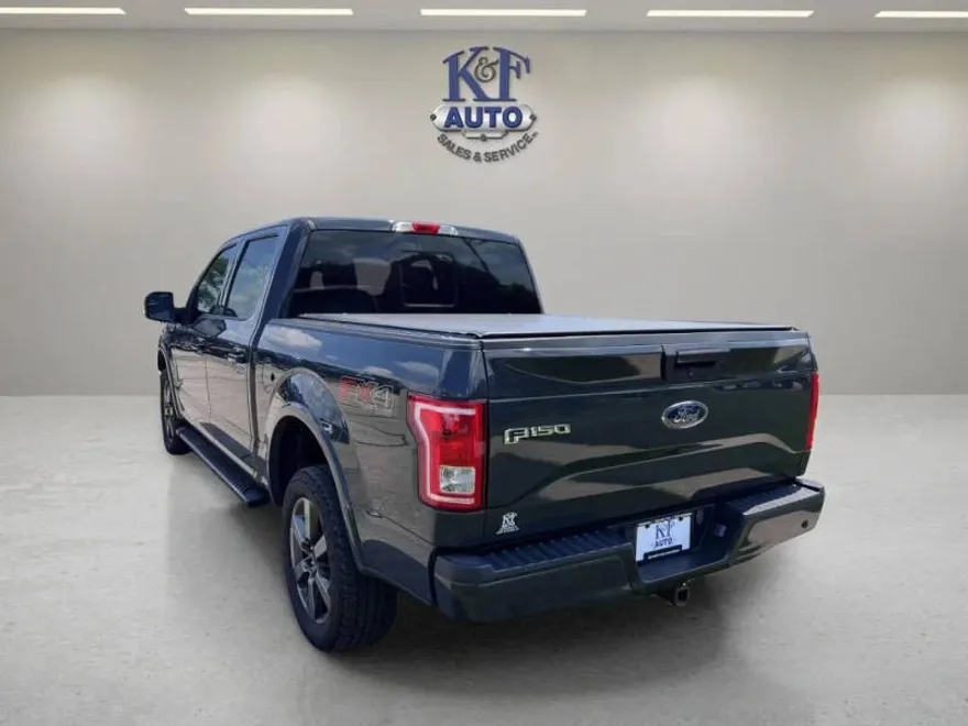 2017 Ford F-150 XLT photo 1