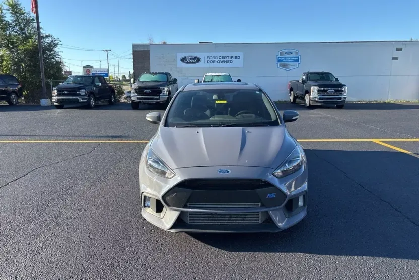 2016 Ford Focus RS photo 1