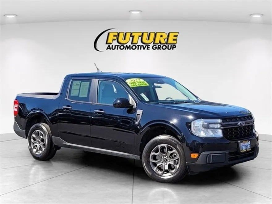 2022 Ford Maverick XLT photo 1