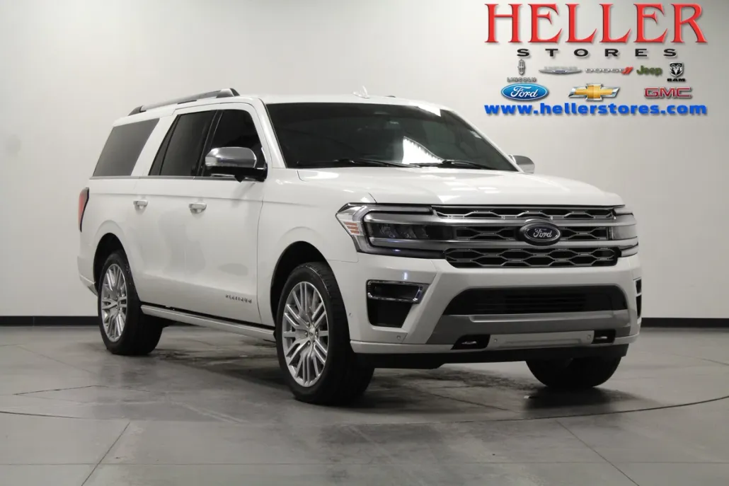 2024 Ford Expedition MAX Platinum photo 1