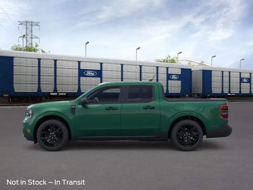 2025 Ford Maverick XLT photo 1