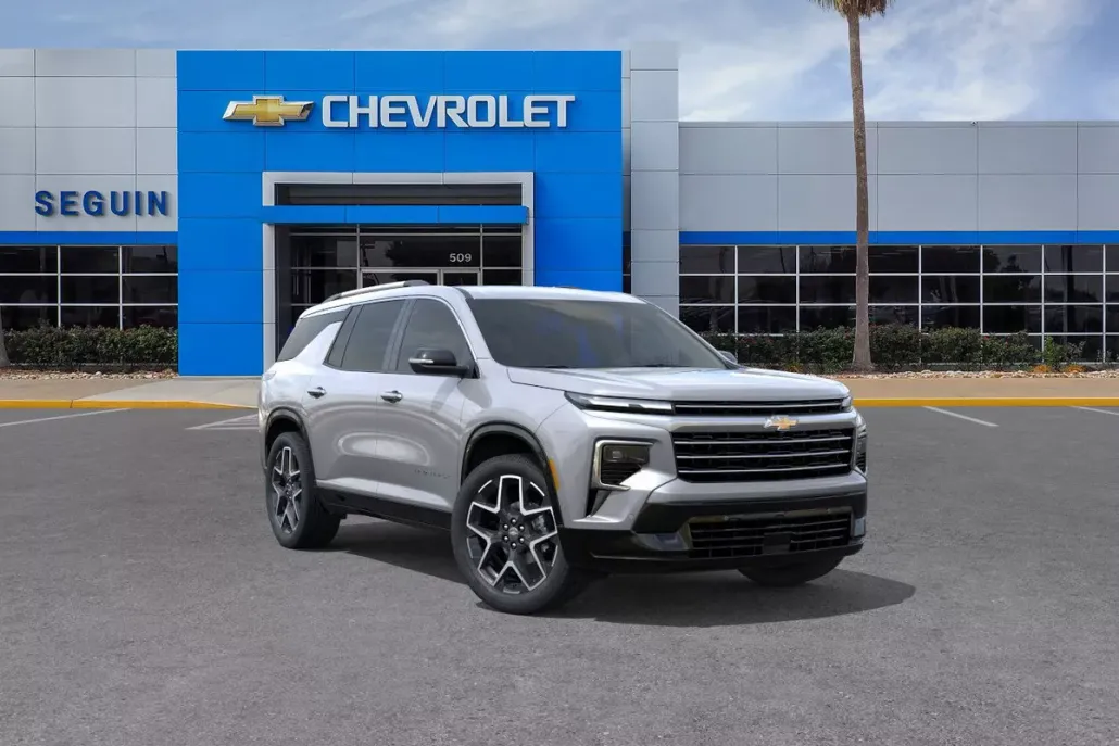 2025 Chevrolet Traverse High Country photo 1