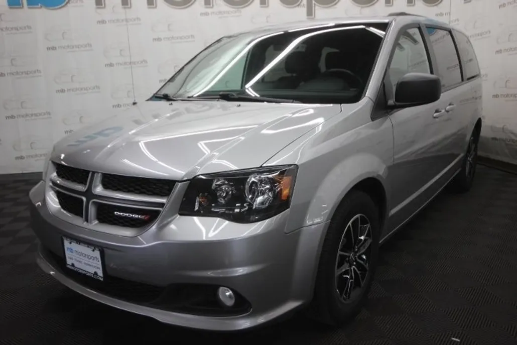 2019 Dodge Grand Caravan GT photo 1