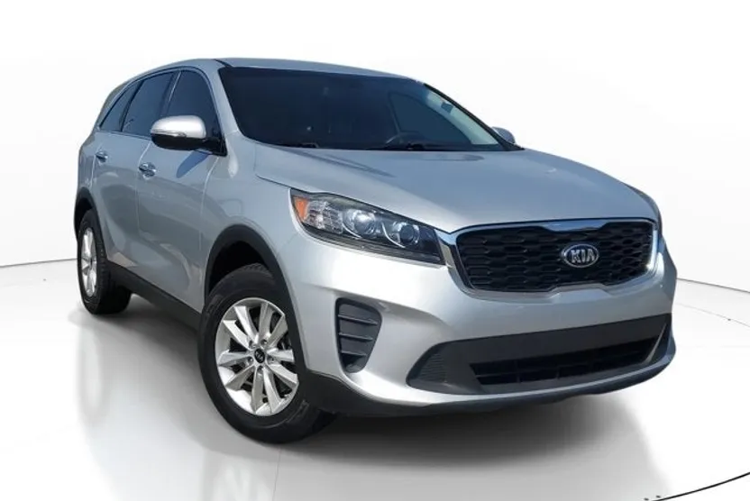 2019 Kia Sorento L photo 1