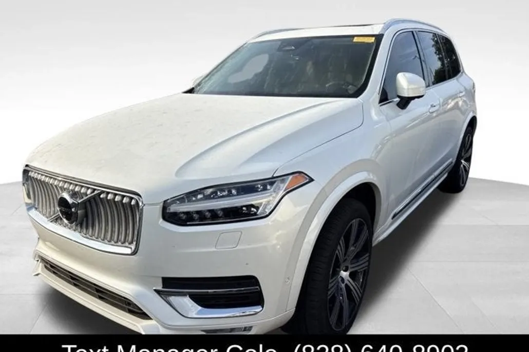 2024 Volvo XC90 Plus photo 1