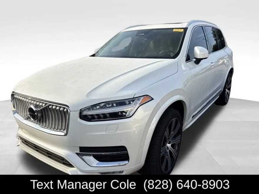 2024 Volvo XC90 Plus photo 1
