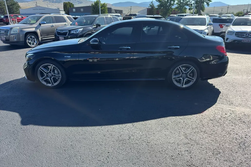 2019 Mercedes Benz C 43 Sedan photo 1