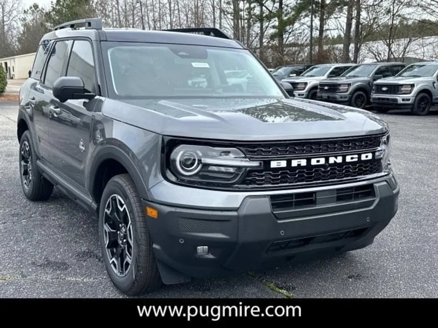 2025 Ford Bronco Sport Outer Banks photo 1