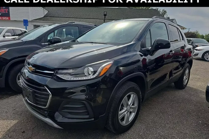 2020 Chevrolet Trax LT photo 1