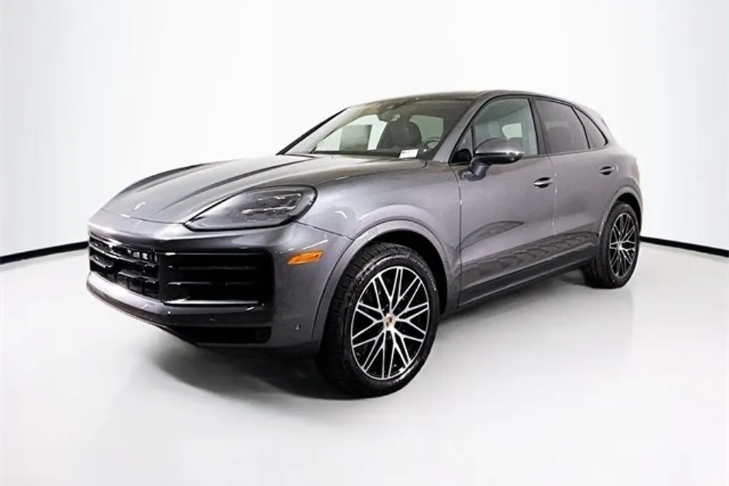 2025 Porsche Cayenne photo 1
