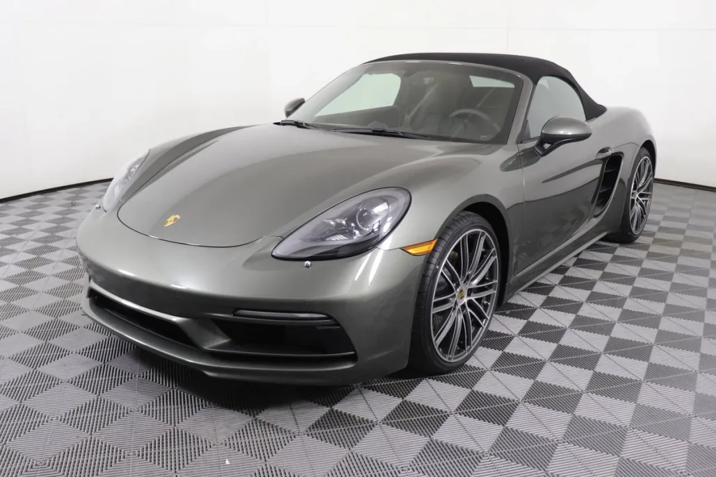 2025 Porsche Boxster photo 1
