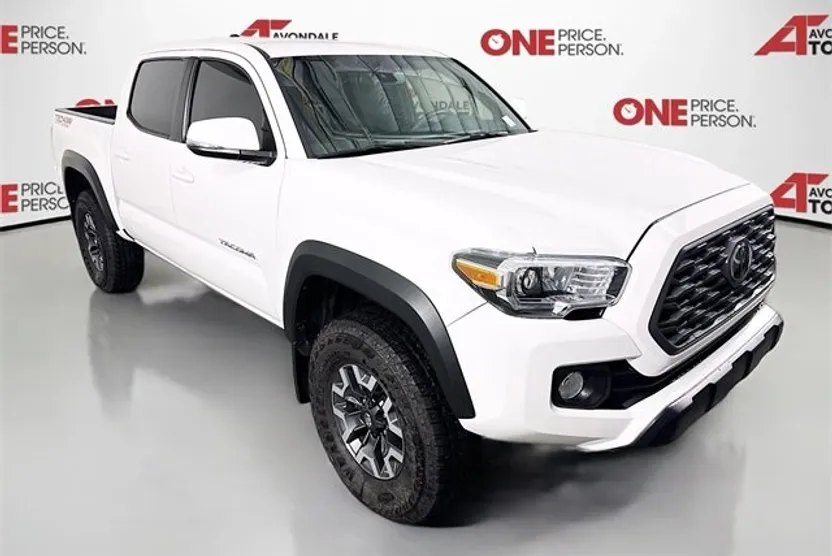 2023 Toyota Tacoma TRD V6 photo 1