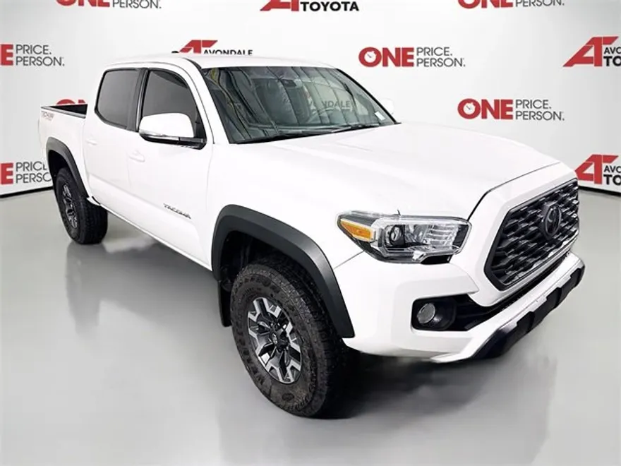 2023 Toyota Tacoma TRD V6 photo 1