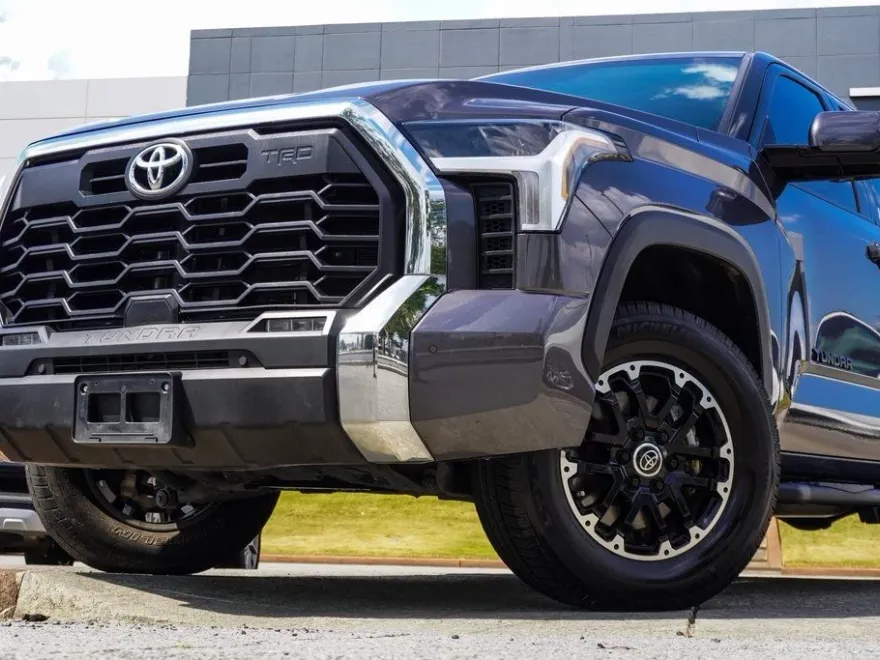 2023 Toyota Tundra SR5 photo 1