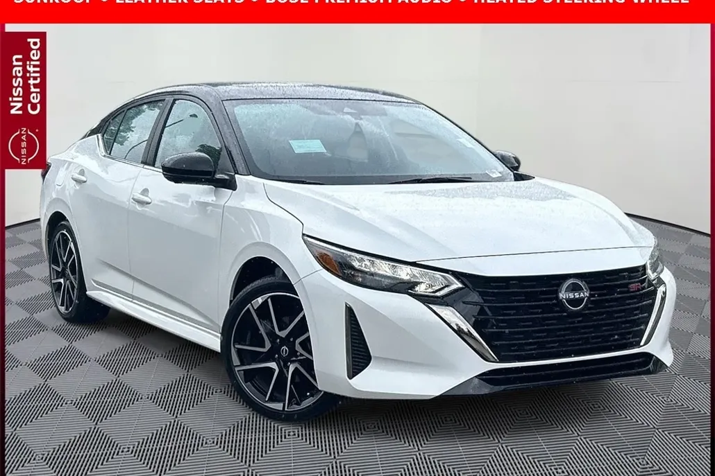2025 Nissan Sentra SR photo 1