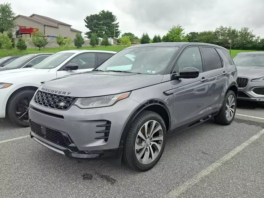 2025 Land Rover Discovery Sport Dynamic SE photo 1