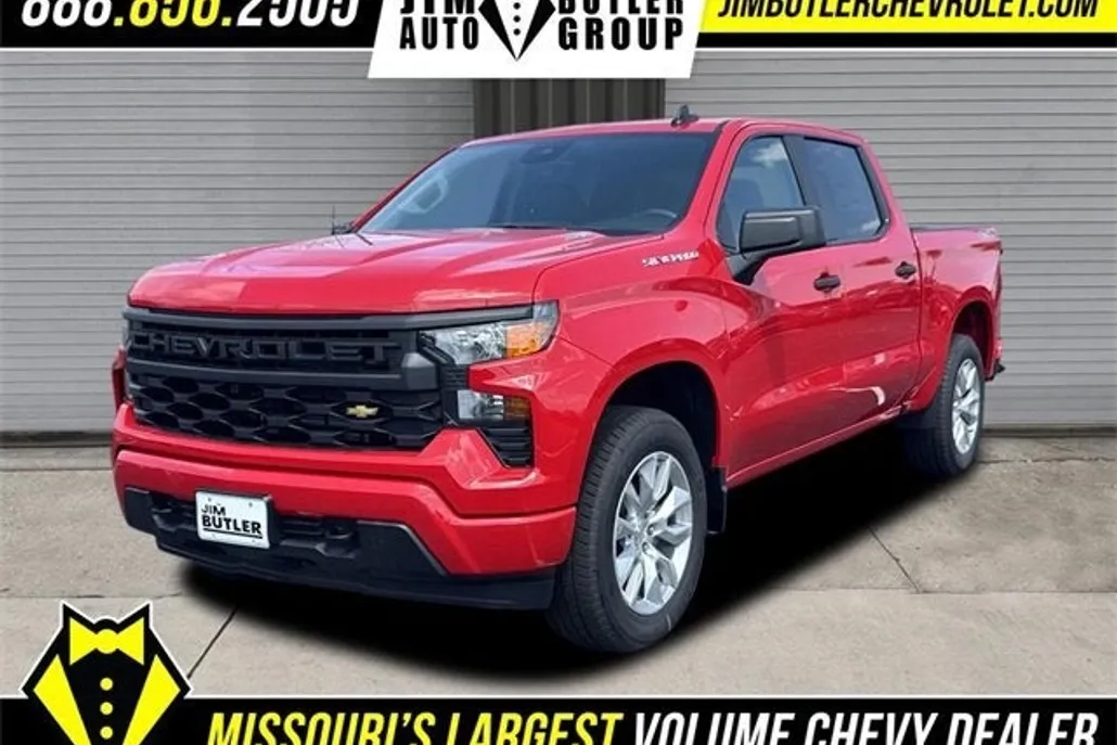 2025 Chevrolet Silverado 1500 Custom photo 1