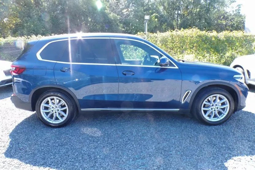 2022 Bmw X5 xDrive40i photo 1