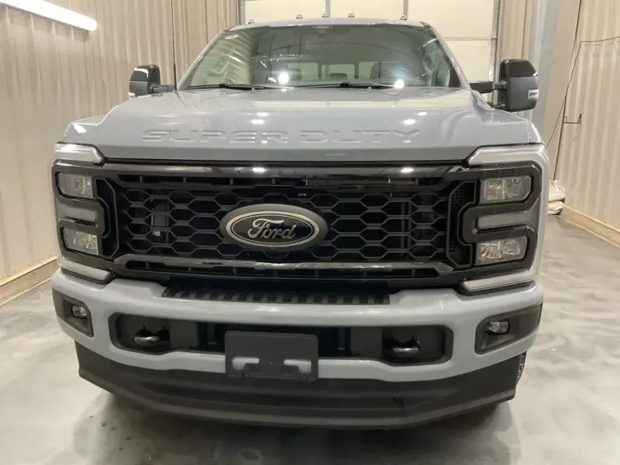 2026 Ford F-250 photo 1