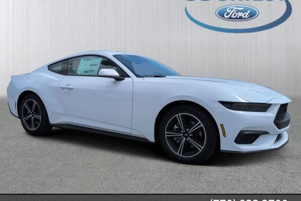 2025 Ford Mustang EcoBoost photo 1